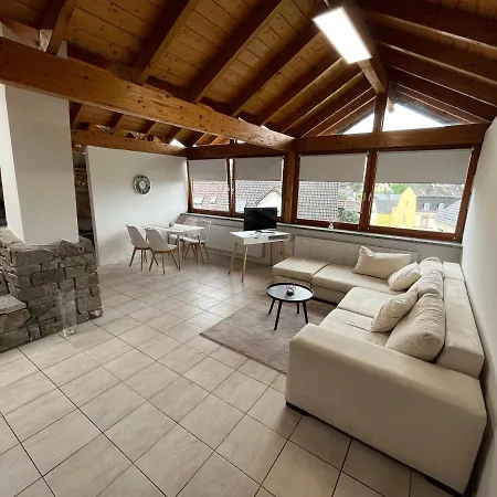 Stilvolle Wohnung Mit Terasse Und Garten Hoehr-Grenzhausen Exterior photo